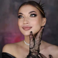 Alice_Cutieee's Foto Profil