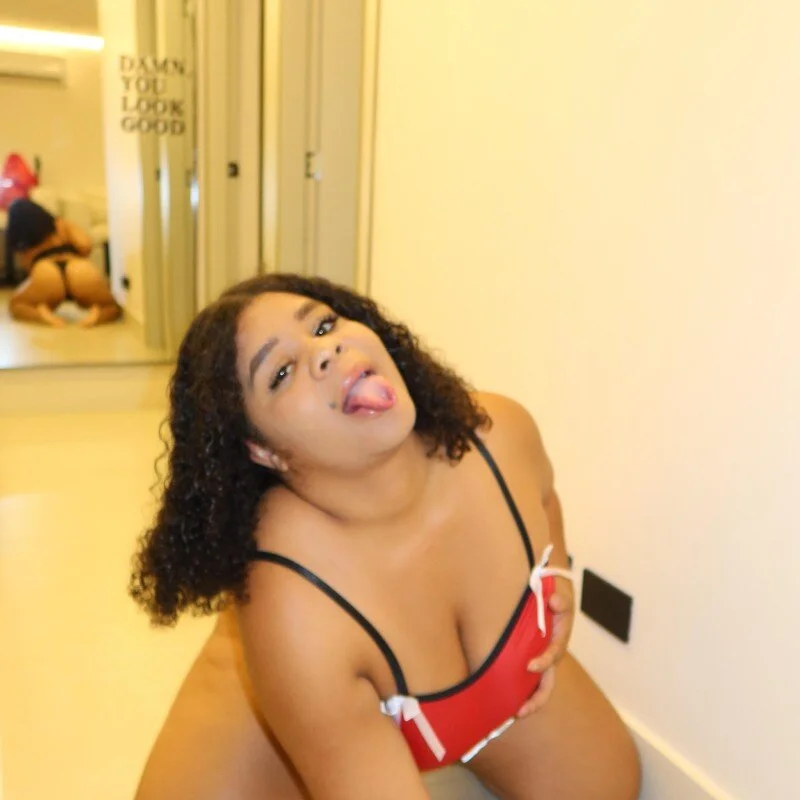 PinkyLoveAss profile photo