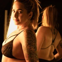 รูปโปรไฟล์ของ Vanelopee_