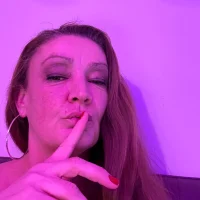 Milf-Gabi avatar - live cam performer on MySuperHot