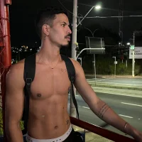 Riansantoss's Profile Pic