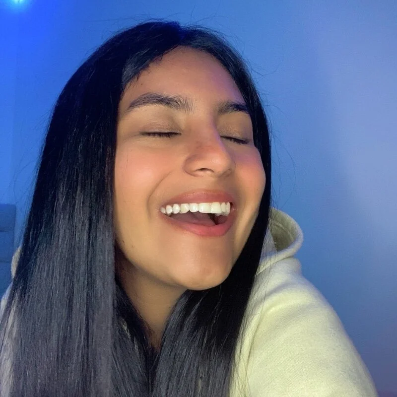 cloe_small profile photo