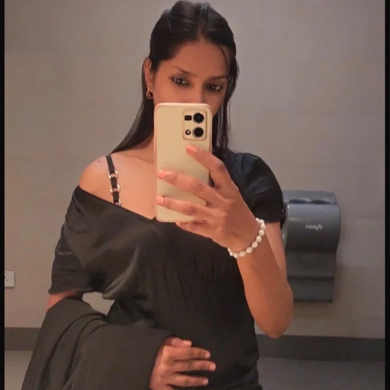 I_Esha profile photo
