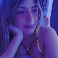 Isabel_Lilly1's Profile Pic