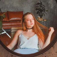 PoppyJenkel profiképe