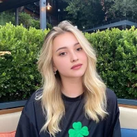 QueenieHaymore's Profile Pic