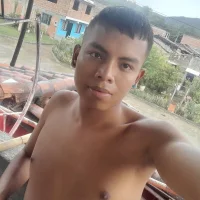 Larry_2003's Profile Pic