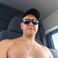 Slika avatara modela NabbingSurgeon