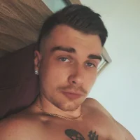 xyrosdark's Profile Pic