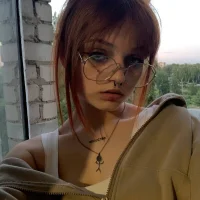 Gambar Profil ErlineGrantham