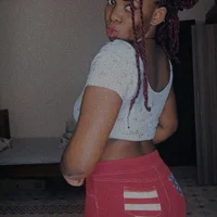 Naomi__esther Adlı Modelin Avatarı