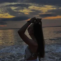 SweetBerry718 webcam