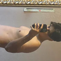 CamsbigD's Profile Pic