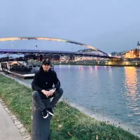 Профилна снимка на BebeGrey