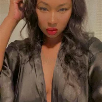 LaylaDollaz's profilbilde