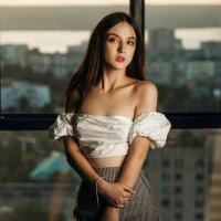 Julia_Mellis's Profile Pic