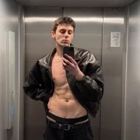 snlvshk's Profile Pic