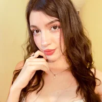 Slika avatara modela Emily-hottson