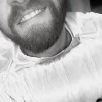 Pelirrojo1234 Φωτ, Προφίλ