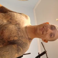 hugemywow's Profile Pic