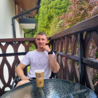 Desmond46's Profile Pic
