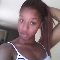 HoneyKisses's Profile Pic