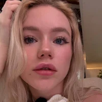 LexieLoree avatarképe