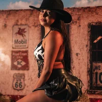 Annita001's Avatar Pic