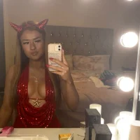 MolliePolly webcam model