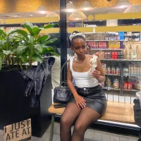 curvypetite1 live webcam