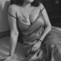 Hot_pooja2 – avatarbillede