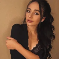 Polina_Charm's Profile Pic