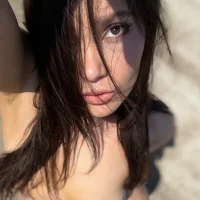 SelenaAllure avatarképe