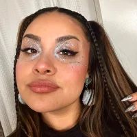 Marinalee's Profile Pic