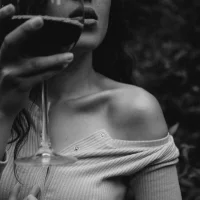 Mira_Kiss's Profile Pic