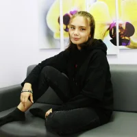 Alina_Sky Φωτ, Προφίλ