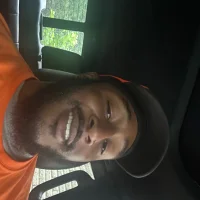 publicNutt Φωτ, Προφίλ