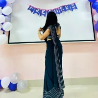 Nalini_Singh's Profile Pic
