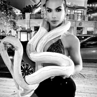 WonderTsWoman's Profile Pic