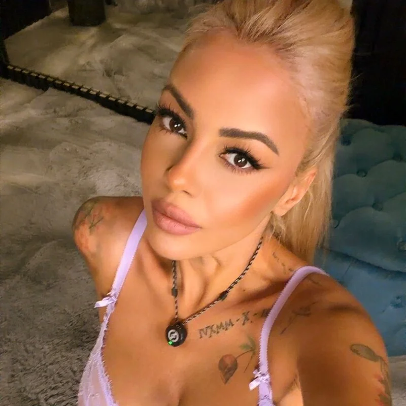 NaomiBlakee Stripchat profile image