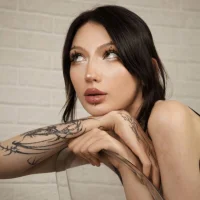 Offline chatovací místnost X_xxrayna