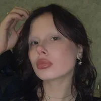 Vienaxtexasxparis 头像图片