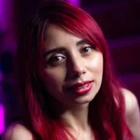 stephaniesun_'s Avatar Pic