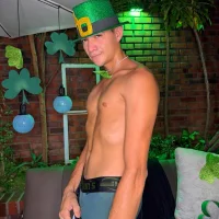 Slika avatara modela Dylan_awa