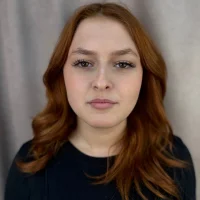 LynnBrindle's Profile Pic