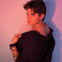 Gambar Profil PeytonBox