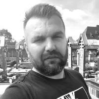 Adrian1991 아바타 사진