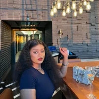 Amberr_Roose Adlı Modelin Avatarı