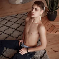 Foto do perfil de CALEB_JAY