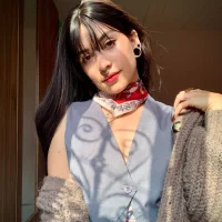 תמונת פרופיל של Lily_Tx